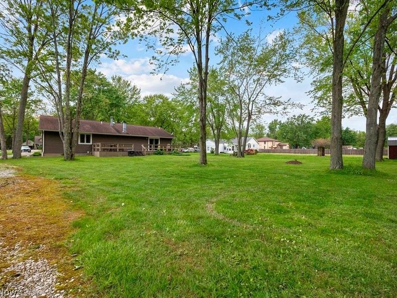 7611 Bronson Road, Olmsted Township, OH 44138 Photo 40