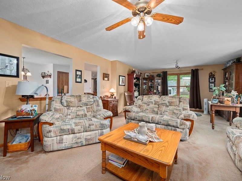 7611 Bronson Road, Olmsted Township, OH 44138 Photo 7
