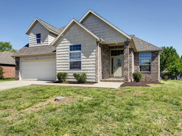 1007 E Lloyd Street , Ozark, MO 65721