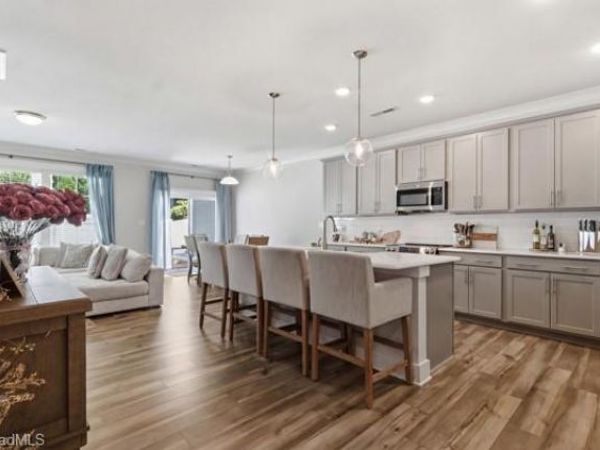 5002 Moonlight Ridge Drive, Greensboro, NC 27455