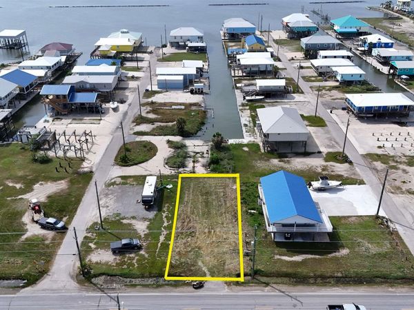 1811 Highway 1, Grand Isle, LA 70358