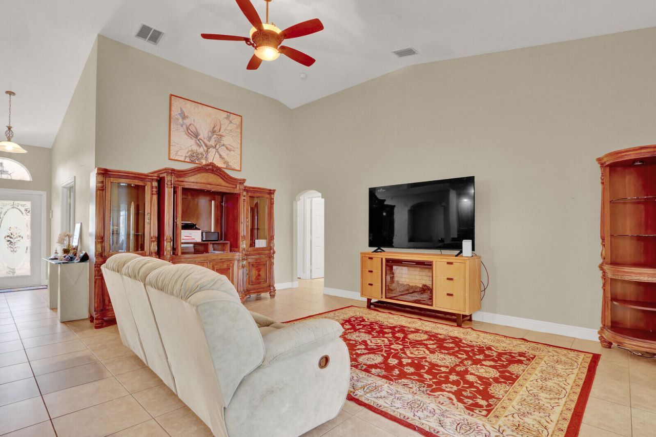 1701 SW Penrose Avenue, Port Saint Lucie, FL 34953 Photo