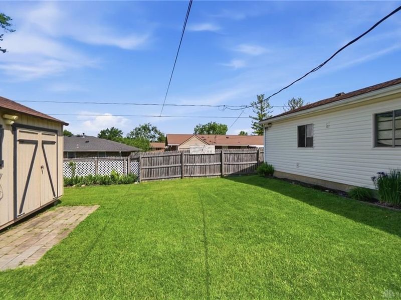 6041 Leycross Drive, Huber Heights, OH 45424 Photo 24