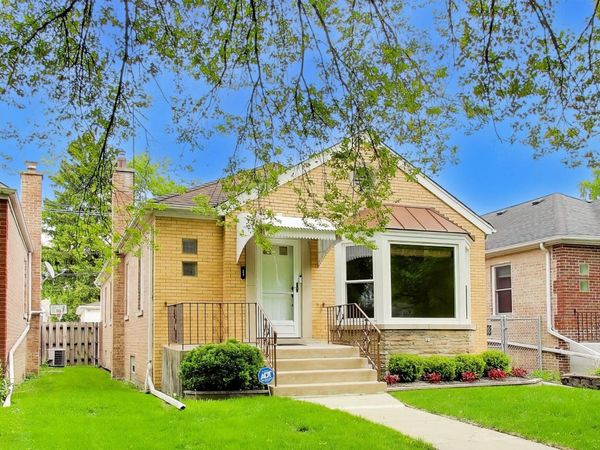 6215 N Lowell Avenue , Chicago, IL 60646