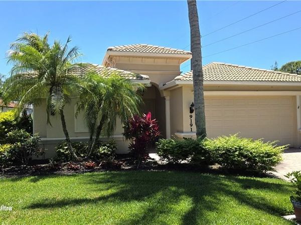 9191 Spanish Moss WAY, BONITA SPRINGS, FL 34135