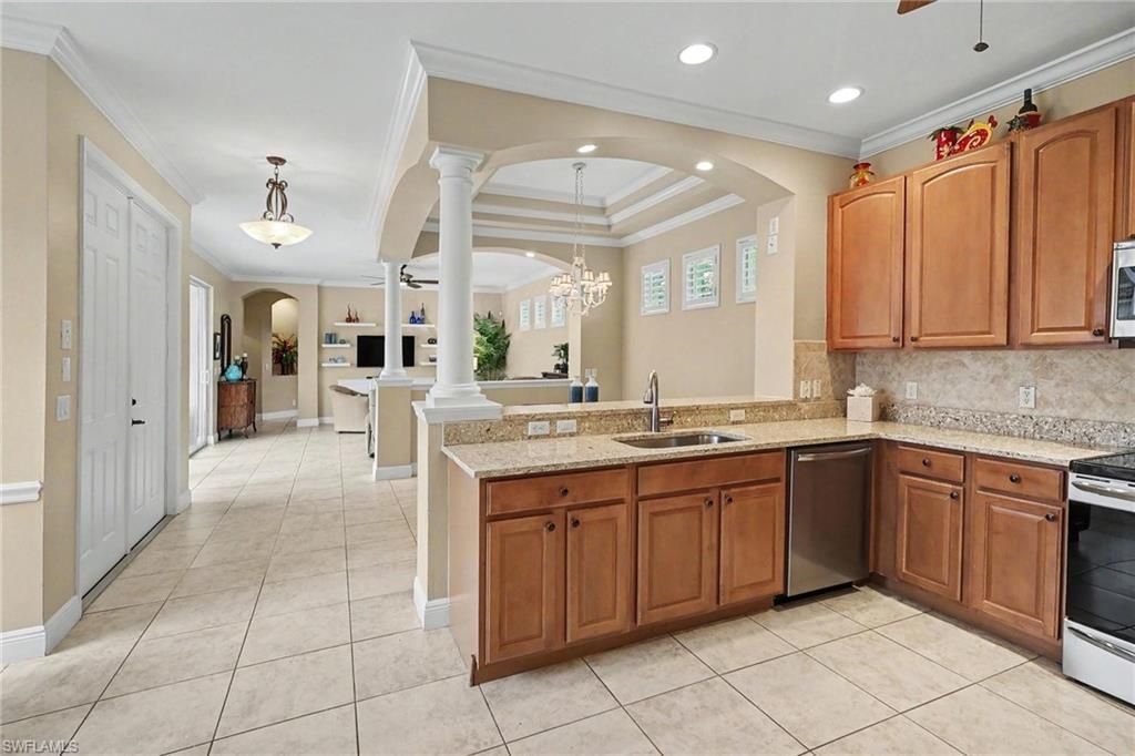 9191 Spanish Moss Way, Bonita Springs, FL 34135 Photo