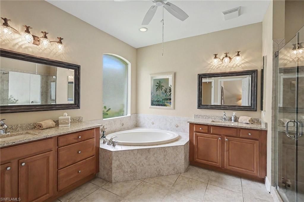 9191 Spanish Moss Way, Bonita Springs, FL 34135 Photo