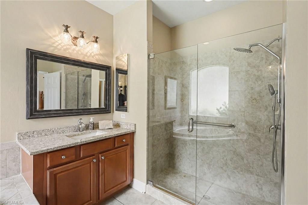 9191 Spanish Moss Way, Bonita Springs, FL 34135 Photo