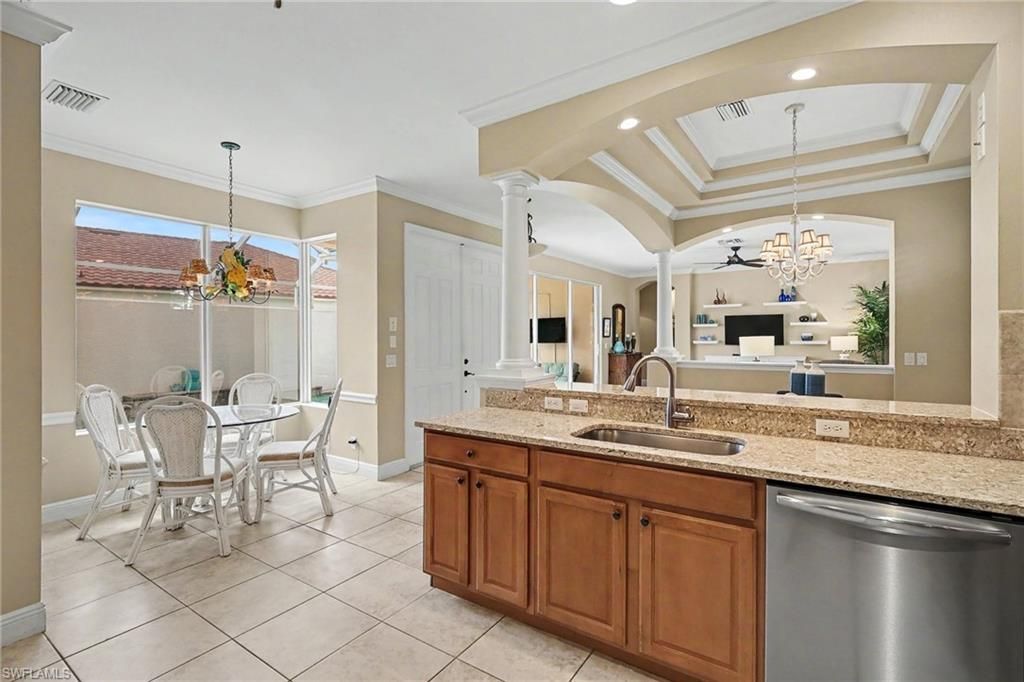 9191 Spanish Moss Way, Bonita Springs, FL 34135 Photo
