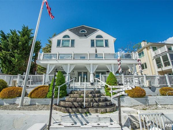 62 Ithanell Road, HOPATCONG, NJ 07843