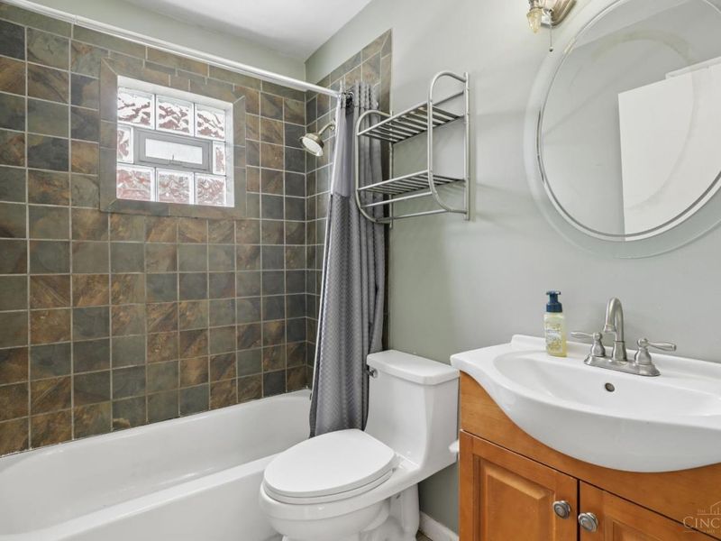 5646 Lawrence Road, Green Township, OH 45248 Photo 25