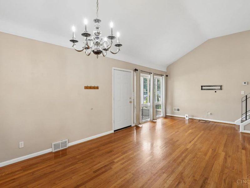 5646 Lawrence Road, Green Township, OH 45248 Photo 6