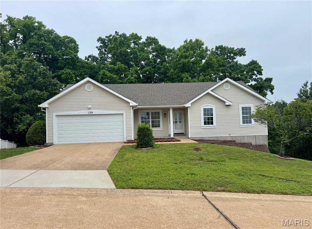 129 Blue Spruce Court , Barnhart, MO 63012 Main Photo