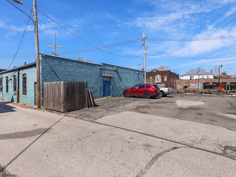 15602 Waterloo, Cleveland, OH 44110 Photo 5