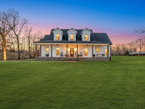 5574 Dowlen Rd , Cedar Hill, TN 37032