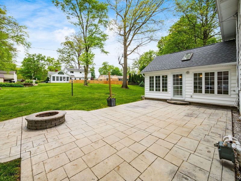 233 Devon Road , Delaware, OH 43015 Photo 5