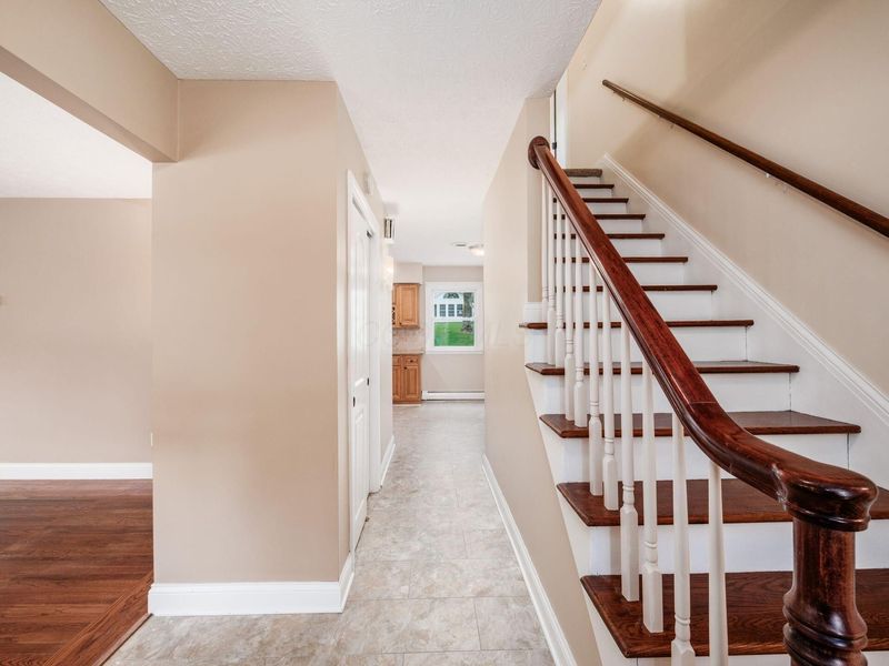 233 Devon Road , Delaware, OH 43015 Photo 7