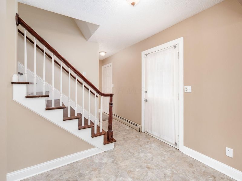 233 Devon Road , Delaware, OH 43015 Photo 8