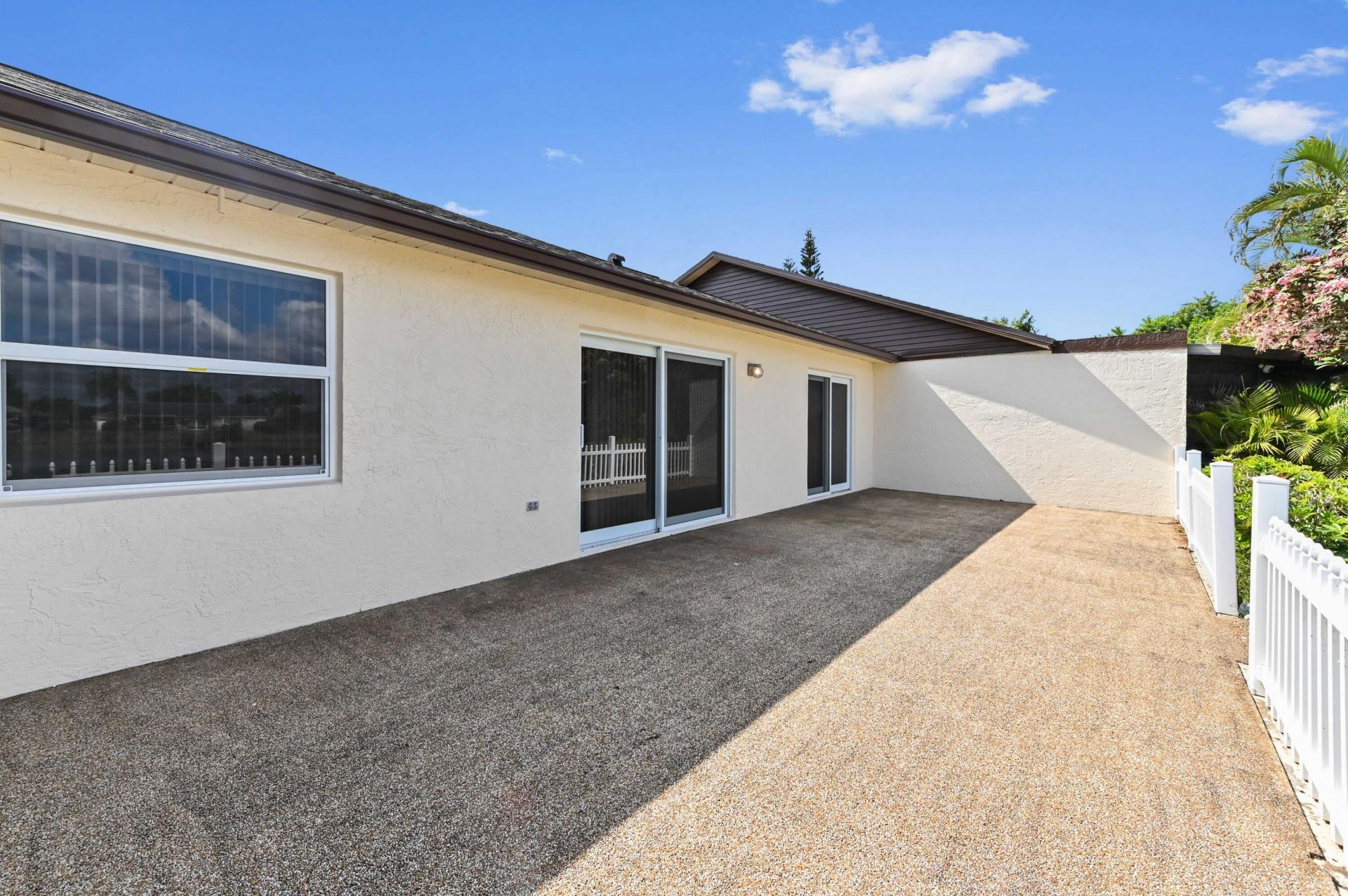 8515 Lake Point Court, Lake Worth, FL 33467 Photo