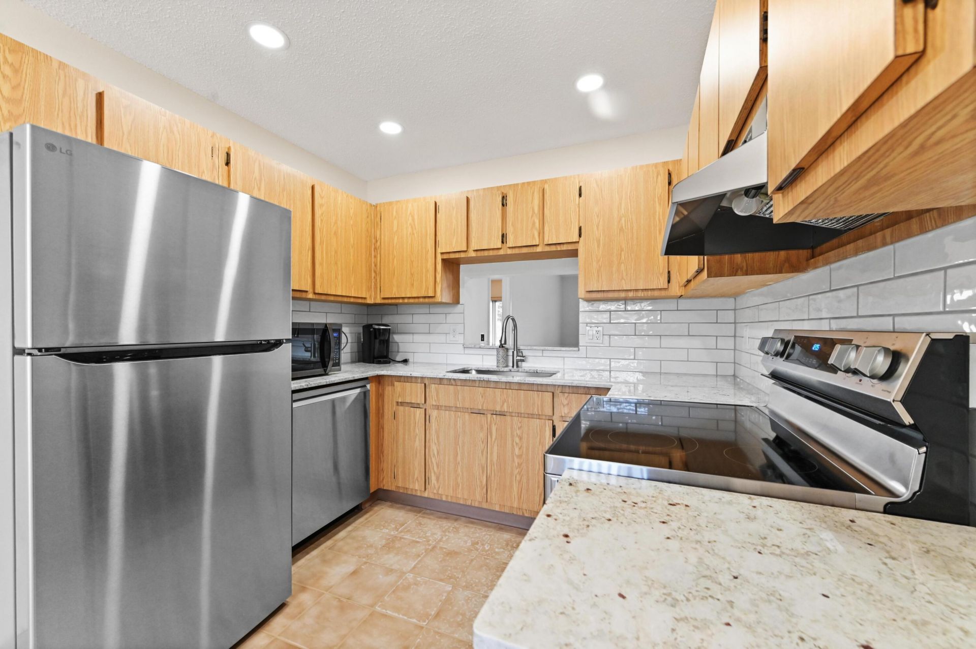 8515 Lake Point Court, Lake Worth, FL 33467 Photo