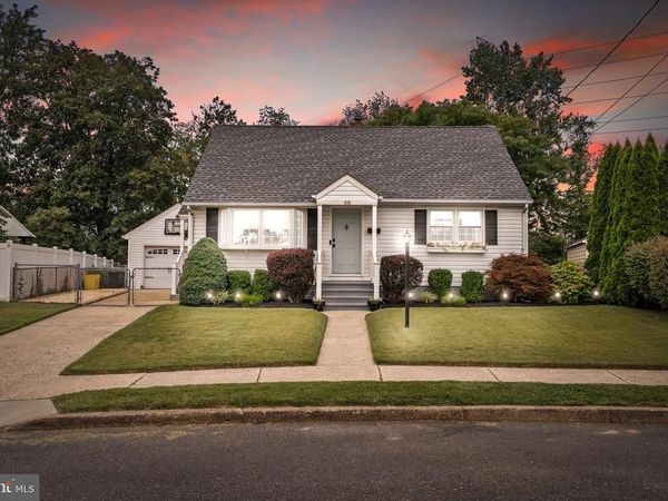 66 KENWOOD TERRACE, HAMILTON, NJ 08610