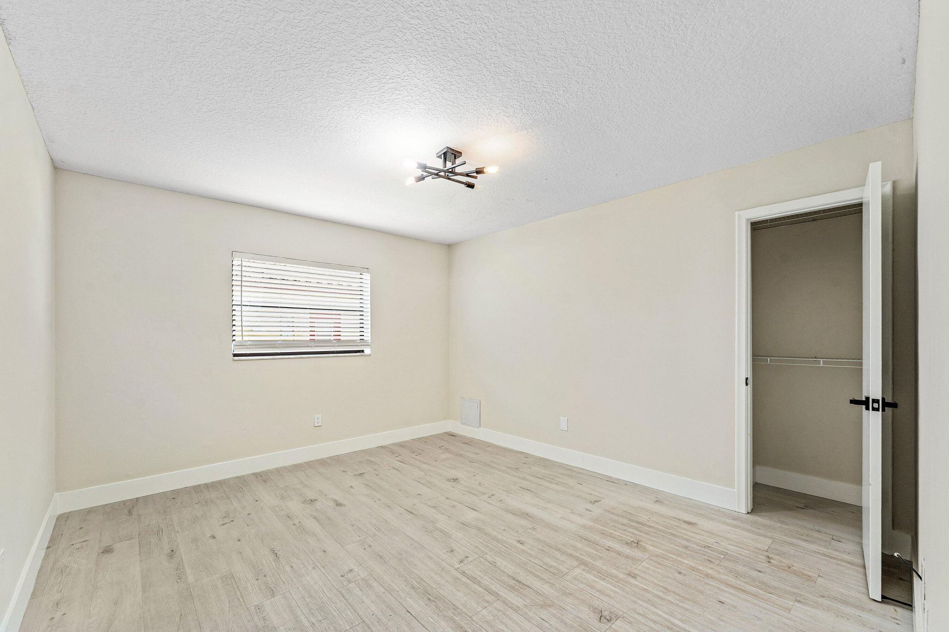 10725 Eureka Street, Boca Raton, FL 33428 Photo