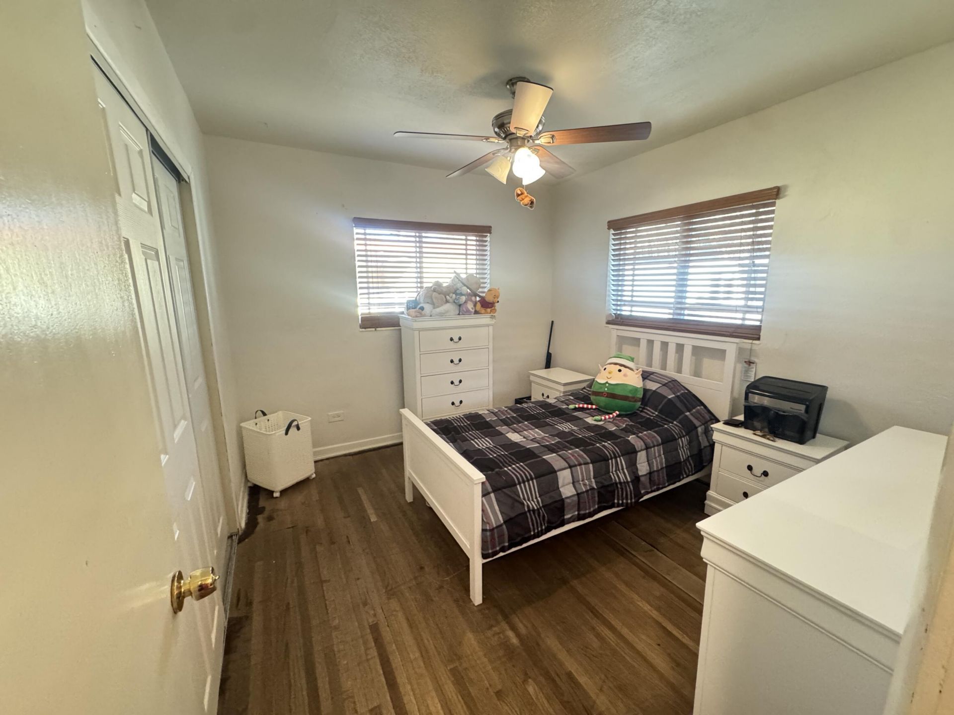 1070 NE 158th Street, North Miami Beach, FL 33162 Photo