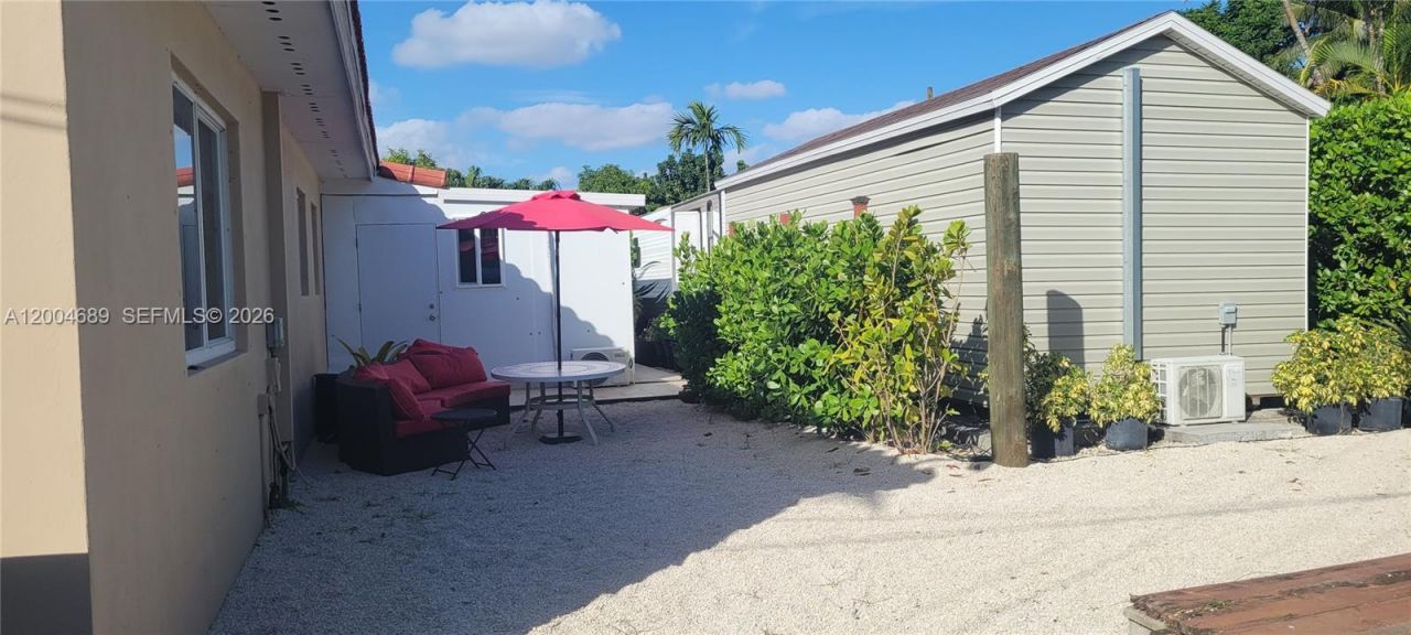 Please Call For Address, South Miami, FL 33143 Photo