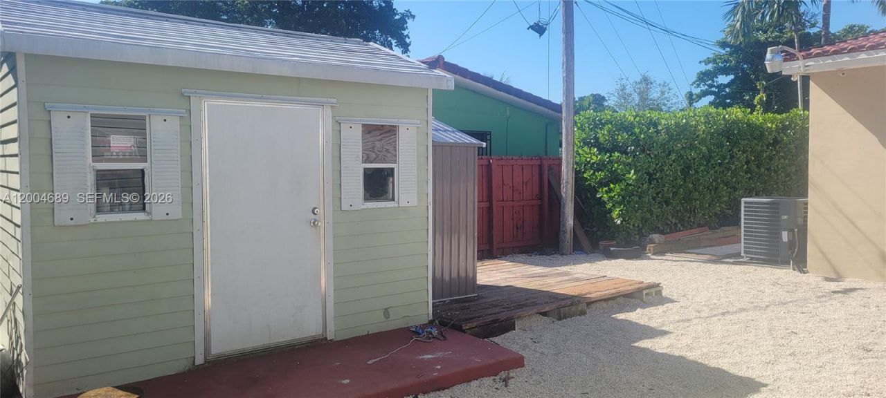 Please Call For Address, South Miami, FL 33143 Photo