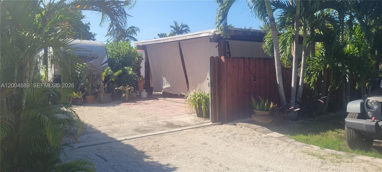 Please Call For Address, South Miami, FL 33143 Photo