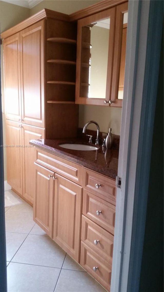 Please Call For Address, South Miami, FL 33143 Photo