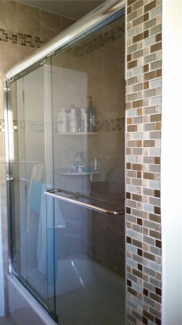 Please Call For Address, South Miami, FL 33143 Photo