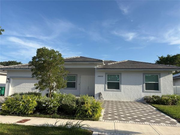 12622 SW 224th St , Miami, FL 33170
