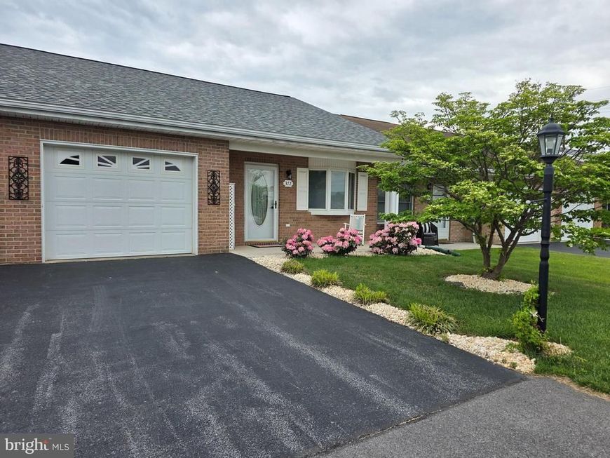 372 Winding Oak Drive, Hagerstown, MD 21740 Main Photo