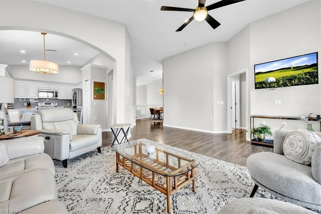 3000 Meandering Way, Unit 202, Fort Myers, FL 33905 Photo