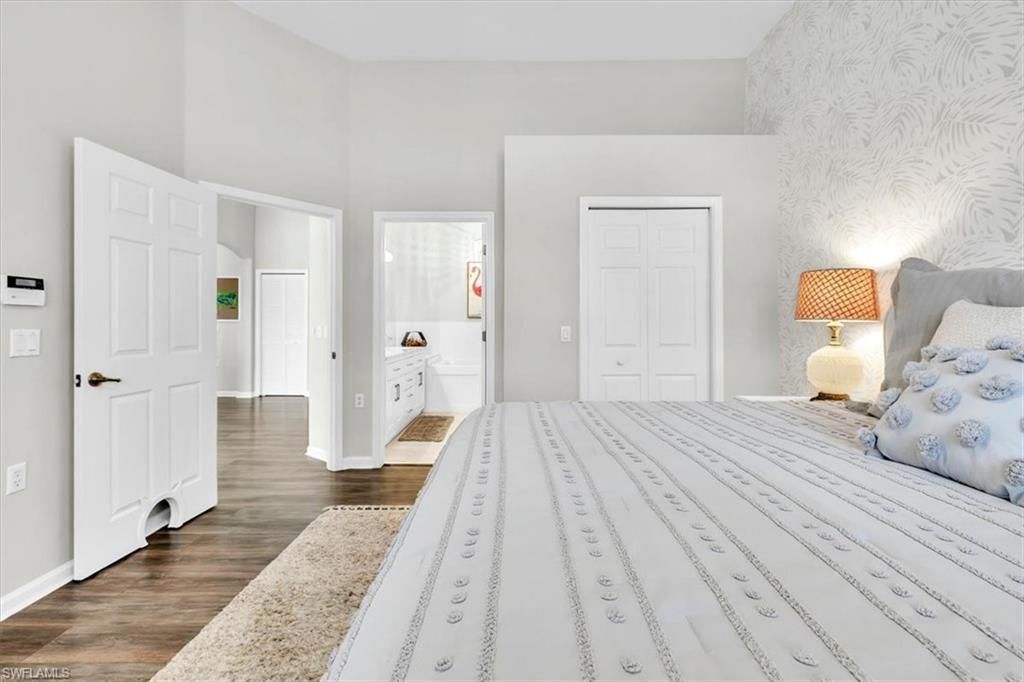 3000 Meandering Way, Unit 202, Fort Myers, FL 33905 Photo