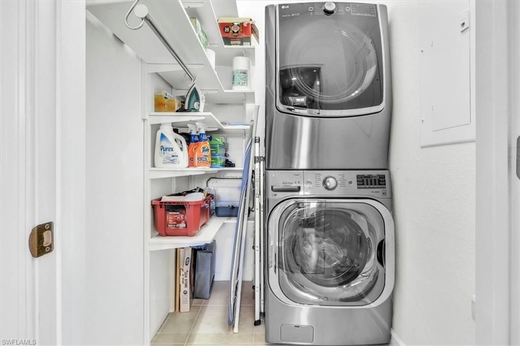 3000 Meandering Way, Unit 202, Fort Myers, FL 33905 Photo