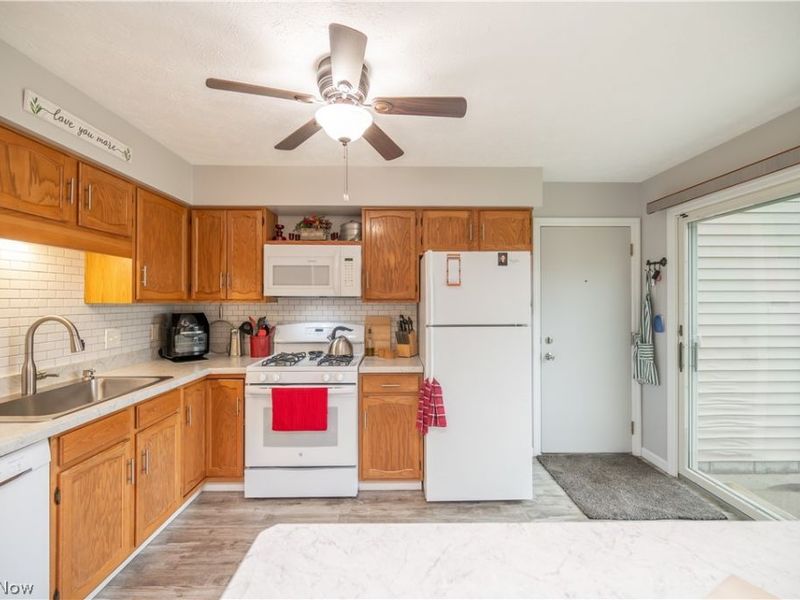 7062 West Boulevard, Unit 1, Boardman, OH 44512 Photo 11
