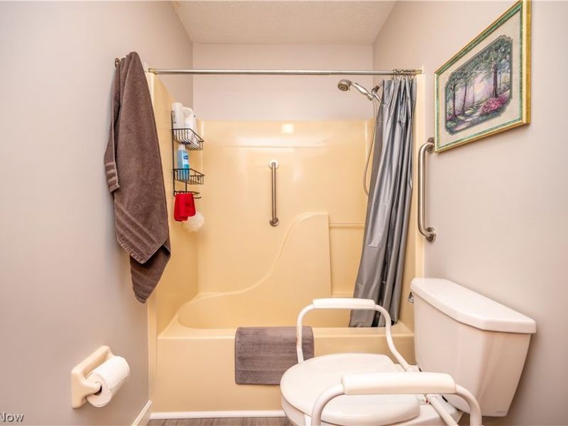 7062 West Boulevard, Unit 1, Boardman, OH 44512 Photo 24