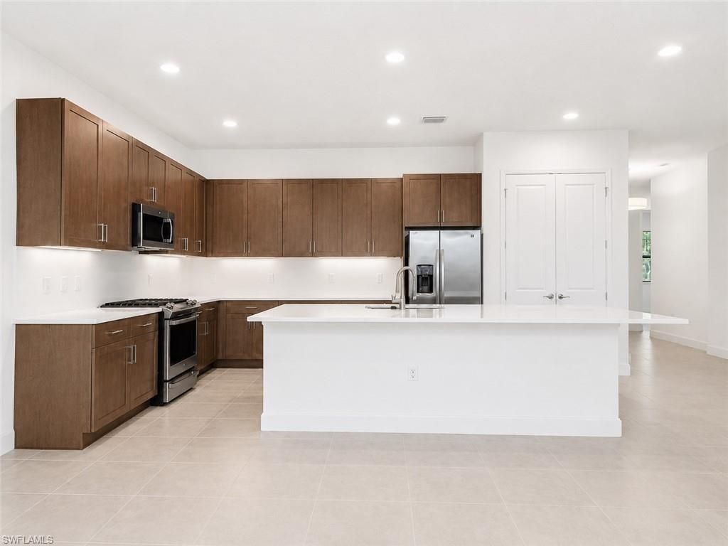 20921 Thistle Leaf Ln, Estero, FL 33928 Photo