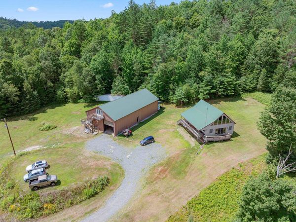 832 West Hill Road, St. Johnsbury, VT 05819