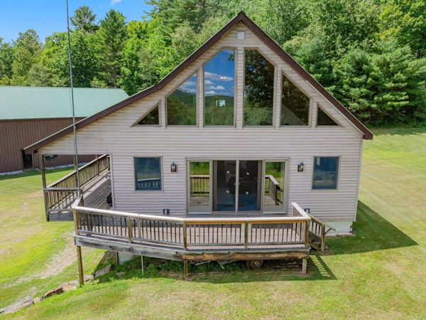 832 West Hill Road, St. Johnsbury, VT 05819