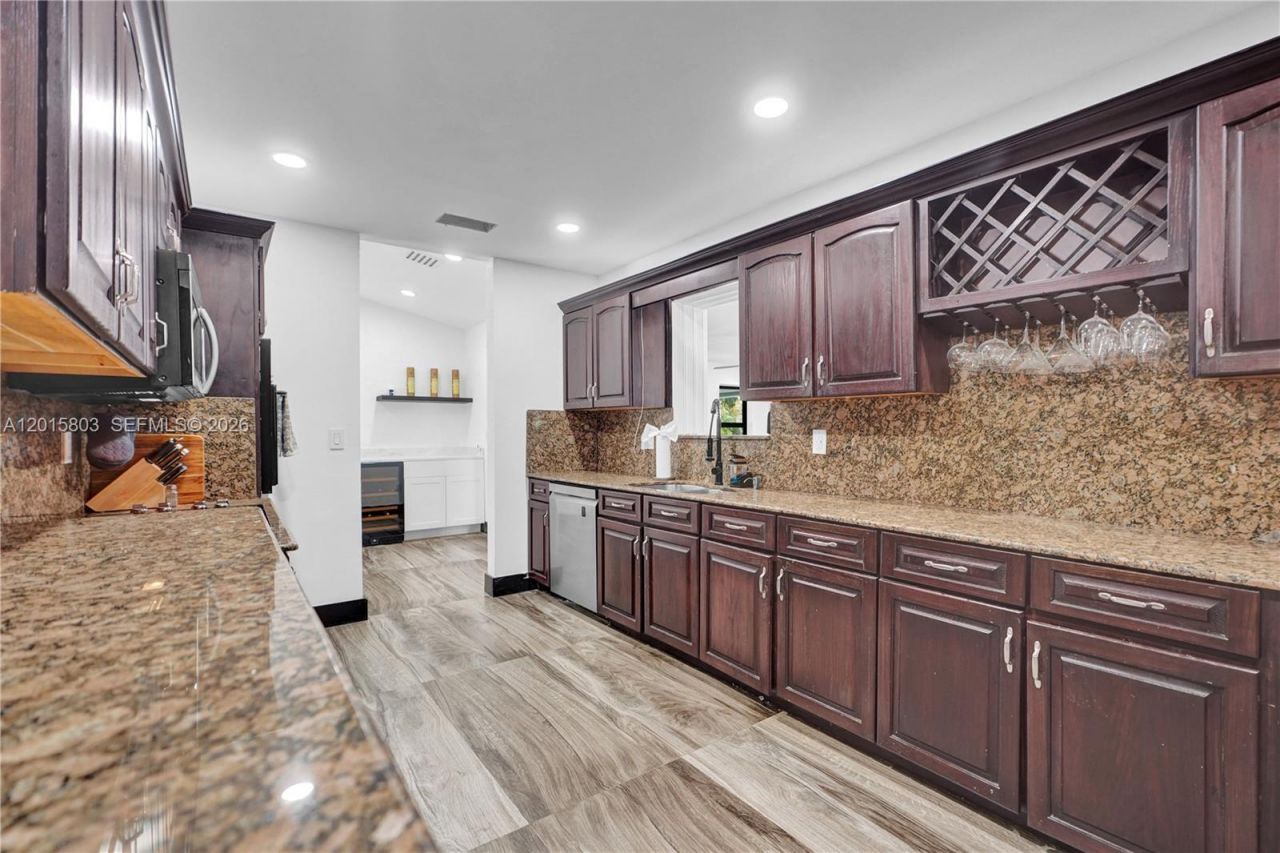 9750 SW 211th St, Unit 9750, Cutler Bay, FL 33189 Photo