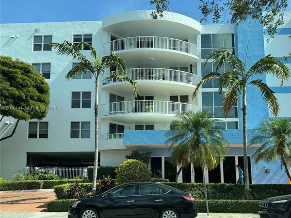 1555 N Treasure Dr, Unit 506, North Bay Village, FL 33141