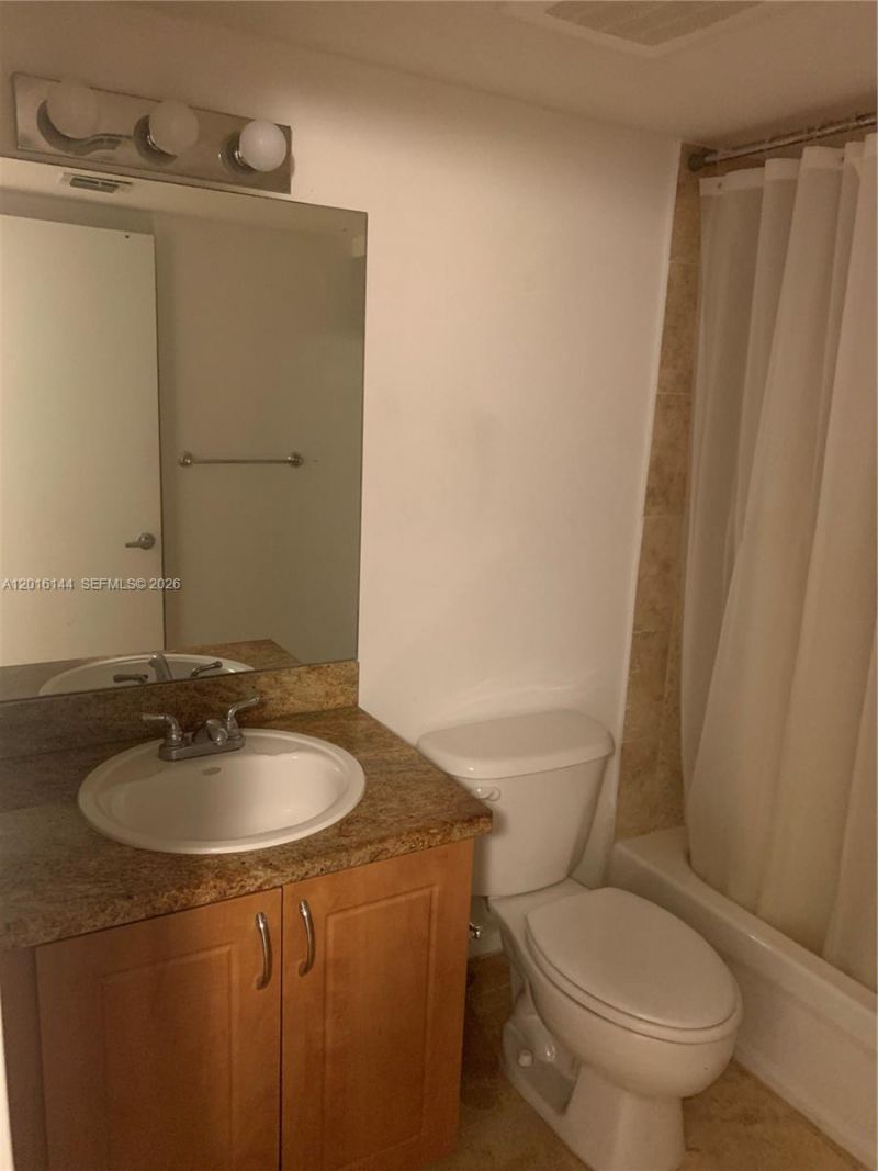 1555 N Treasure Dr, Unit 506, North Bay Village, FL 33141 Photo
