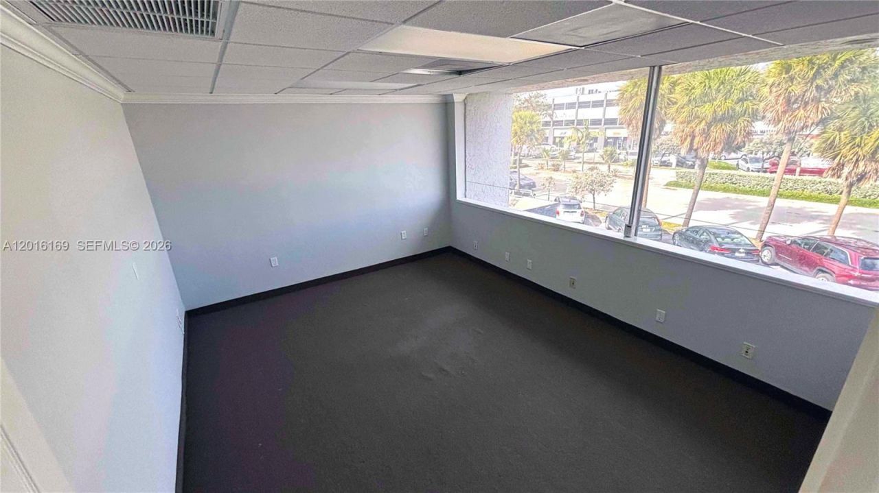 2740 E Oakland Park Blvd , Unit 206, Fort Lauderdale, FL 33306 Photo