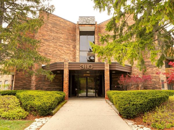 3110 Pheasant Creek Drive , Unit 213, Northbrook, IL 60062