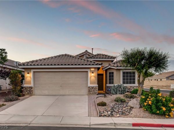 5754 Lewis Falls Avenue , Las Vegas, NV 89139