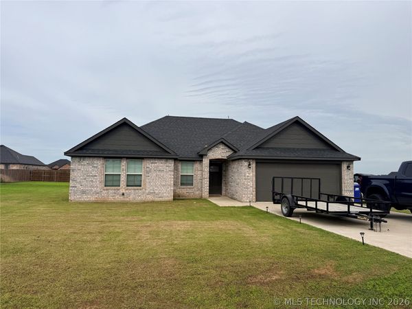 114 Lake Meadow Loop Drive , Durant, OK 74701