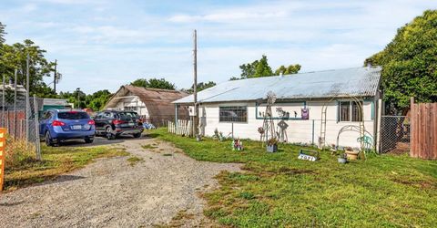 7921 State Highway 99e, Los Molinos, CA 96055 Photo